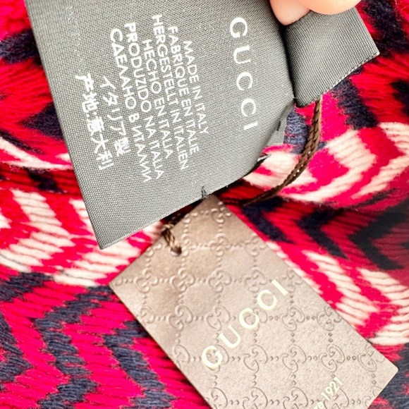 NWT Gucci Wool Tricot Zaggede Beanie Hat M Red Blue - Picture 4 of 4